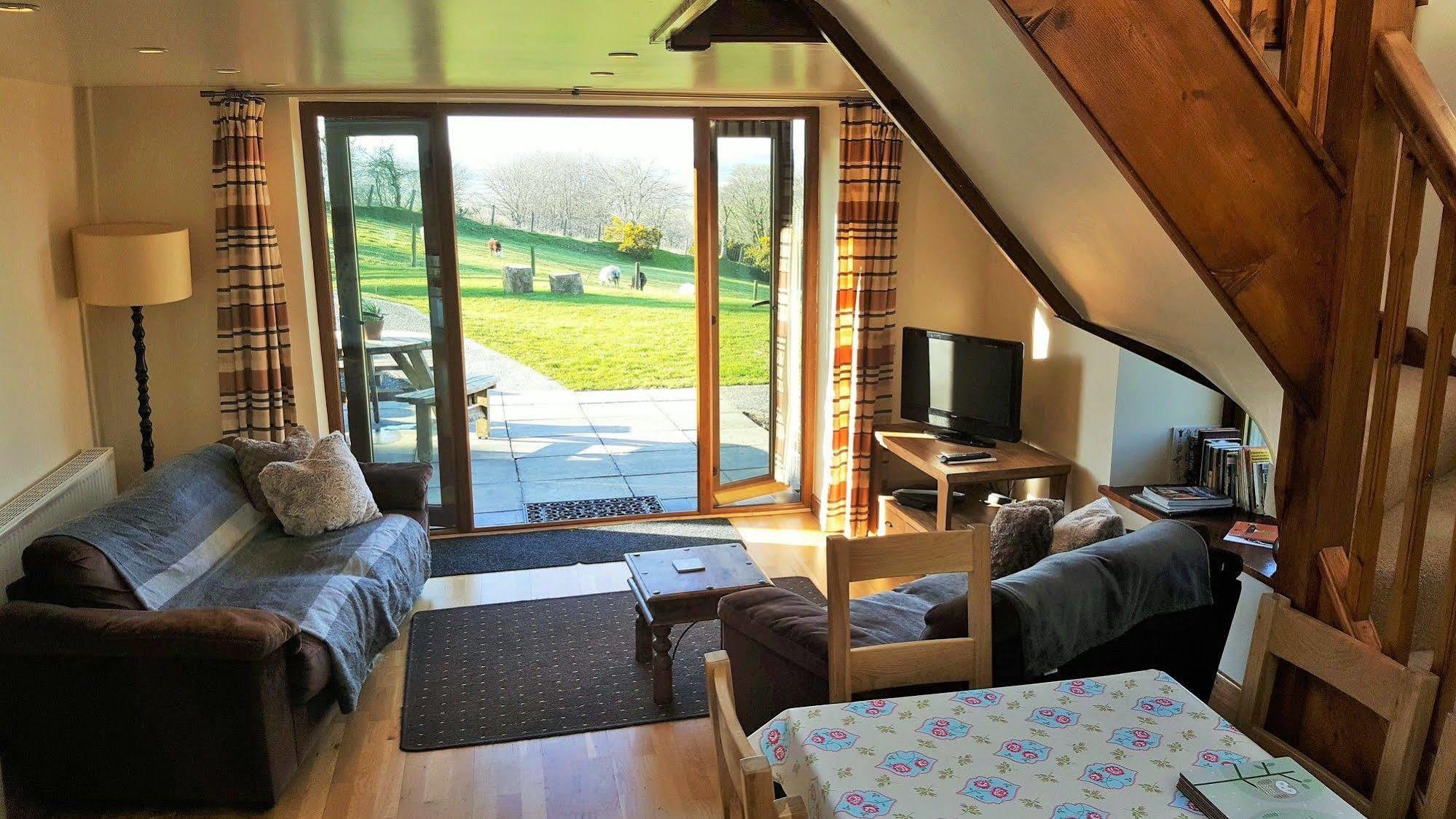 Nant Yr Onnen B&B And Holiday CottageTregaron エクステリア 写真