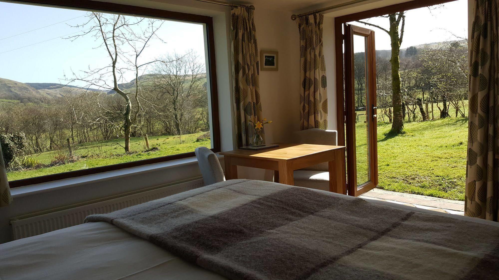 Nant Yr Onnen B&B And Holiday CottageTregaron エクステリア 写真